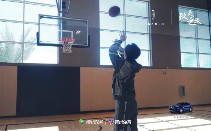文犹如两个