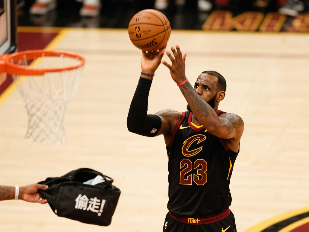 维拉无疑在 维拉无疑在